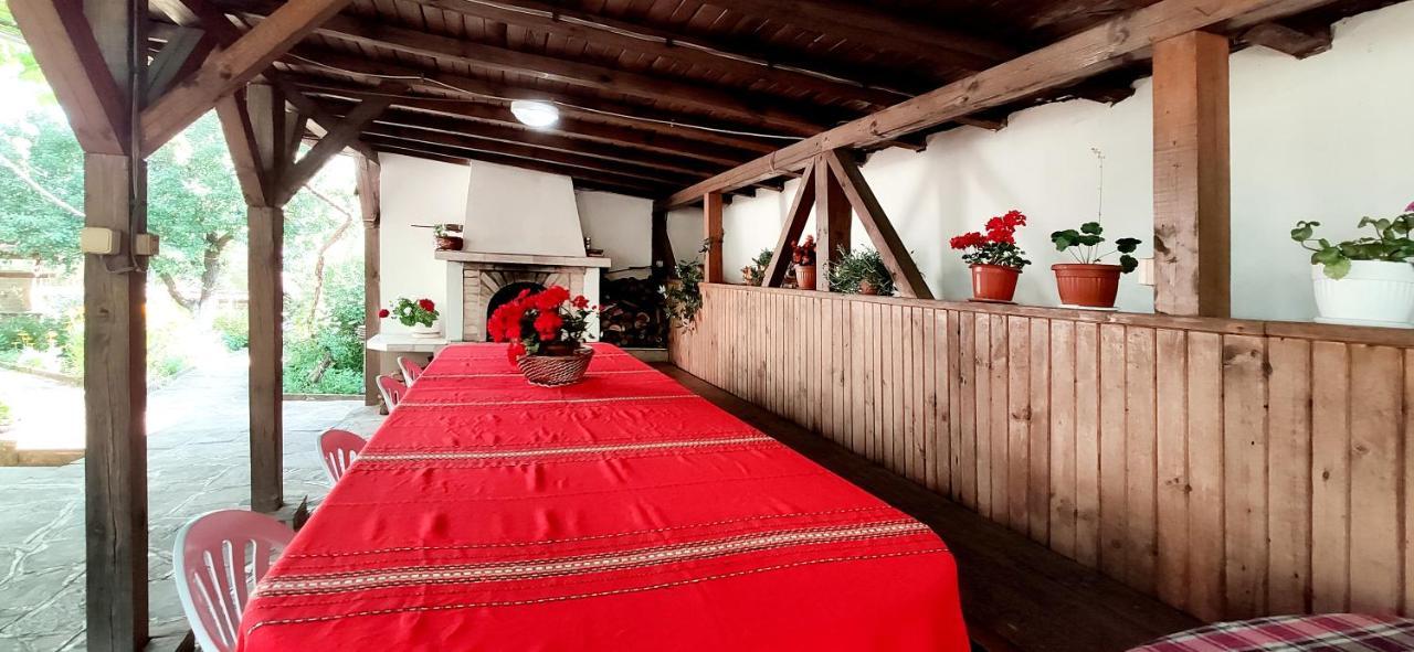 Villa Хаджикольовата Къща Medven Esterno foto